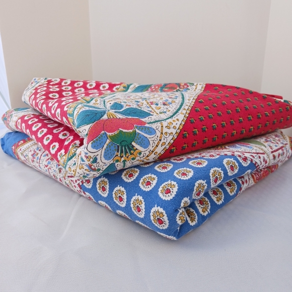 TWO Souleiado Tablecloths Vintage Cotton French Rectangle Red 67x63 Blue 68x61 - Picture 12 of 12